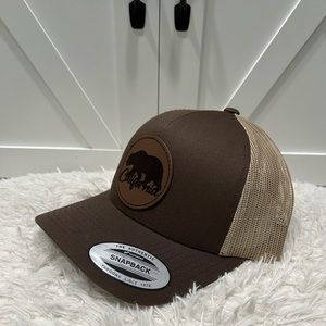 Trucker SnapBack hat California Bear